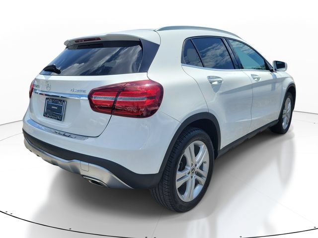 Used 2020 Mercedes-Benz GLA 250 4MATIC w/ Premium Package image 2
