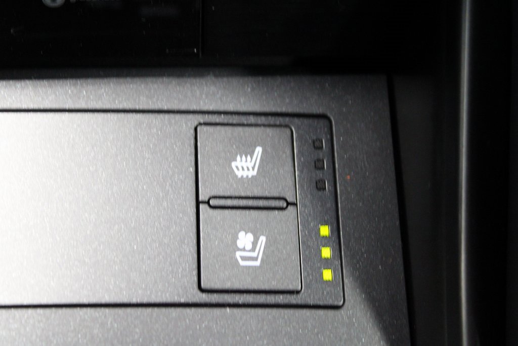 Used 2025 Lexus IS 350 F Sport image 35