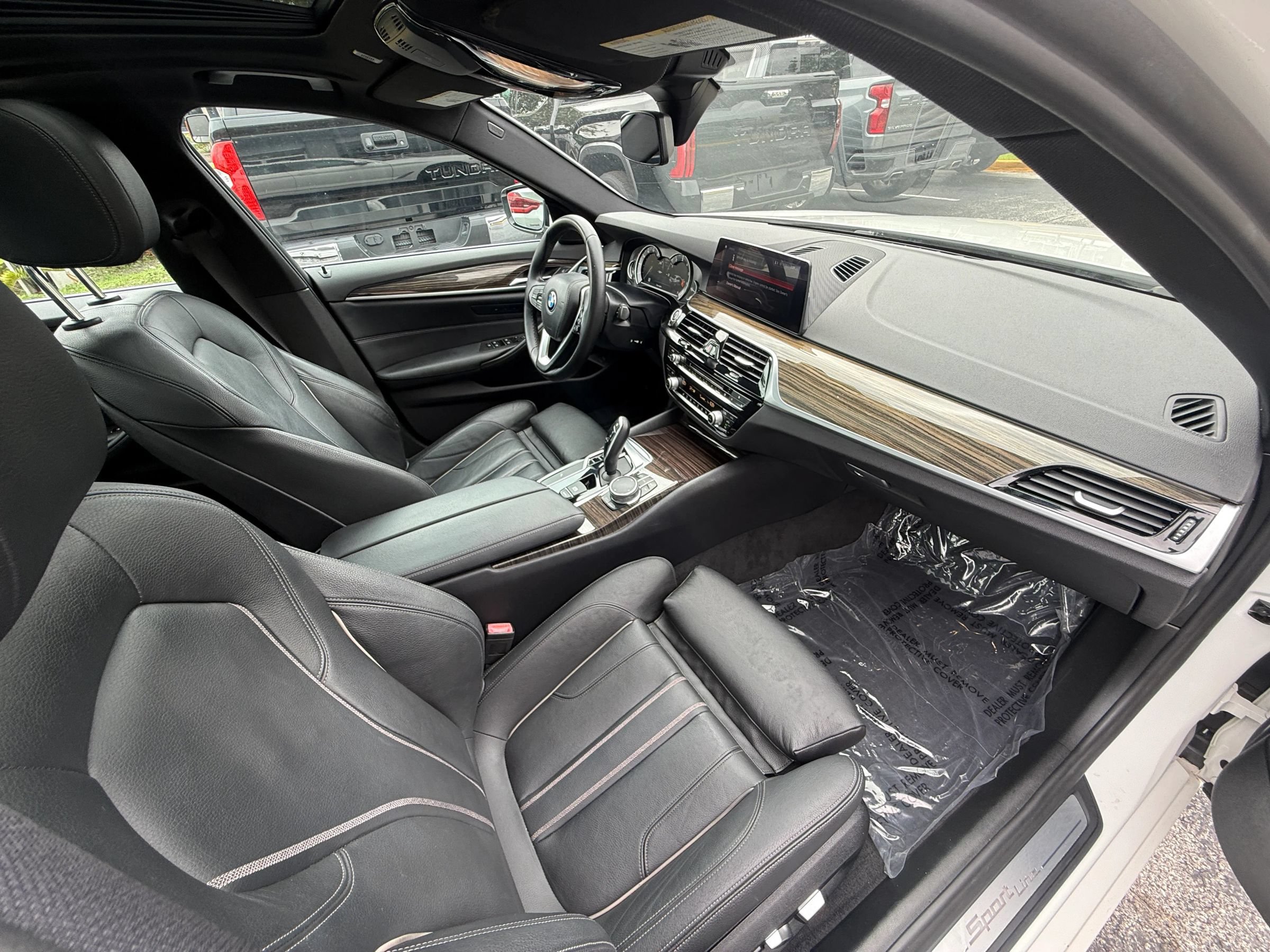 Used 2019 BMW 530i w/ Convenience Package RWD image 24