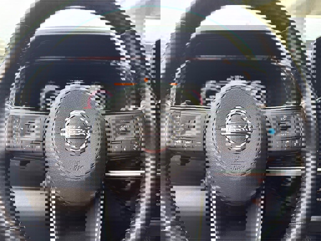 Used 2023 Nissan Pathfinder Platinum w/ Lighting Package (N92) image 22