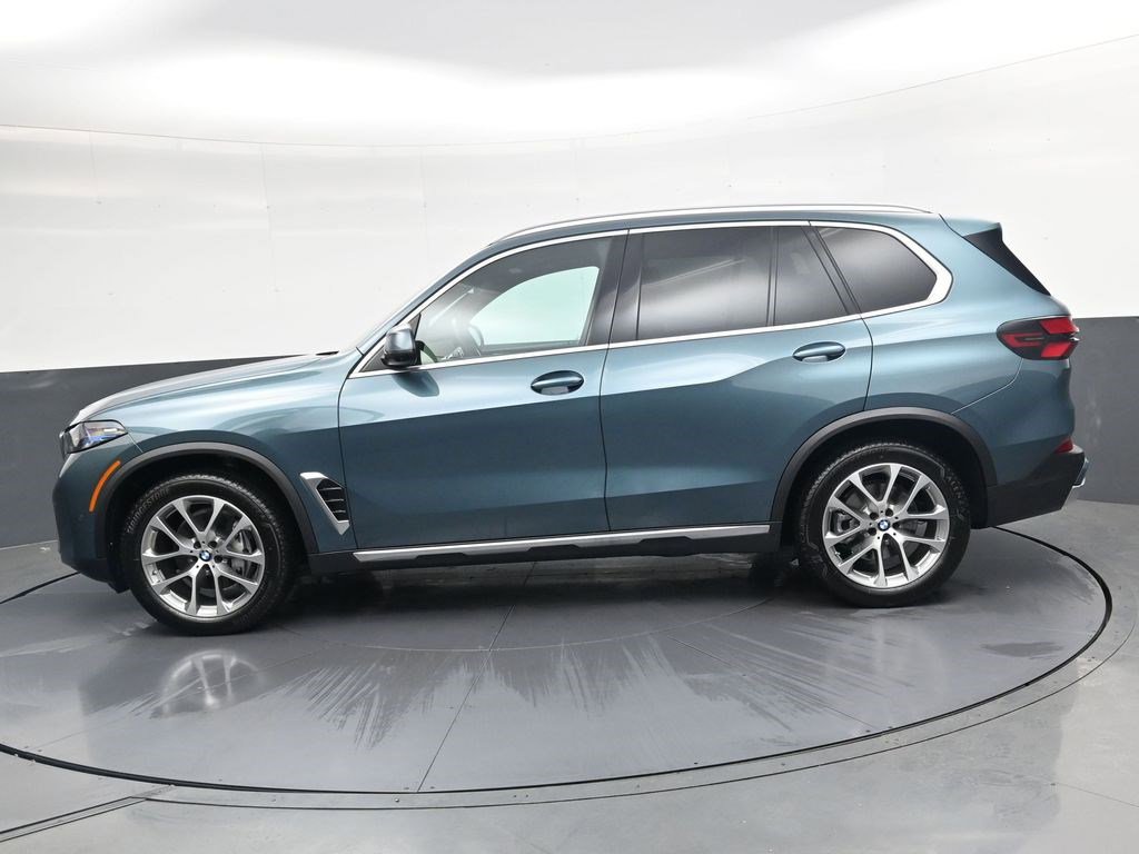 Used 2025 BMW X5 xDrive40i AWD/4WD image 6