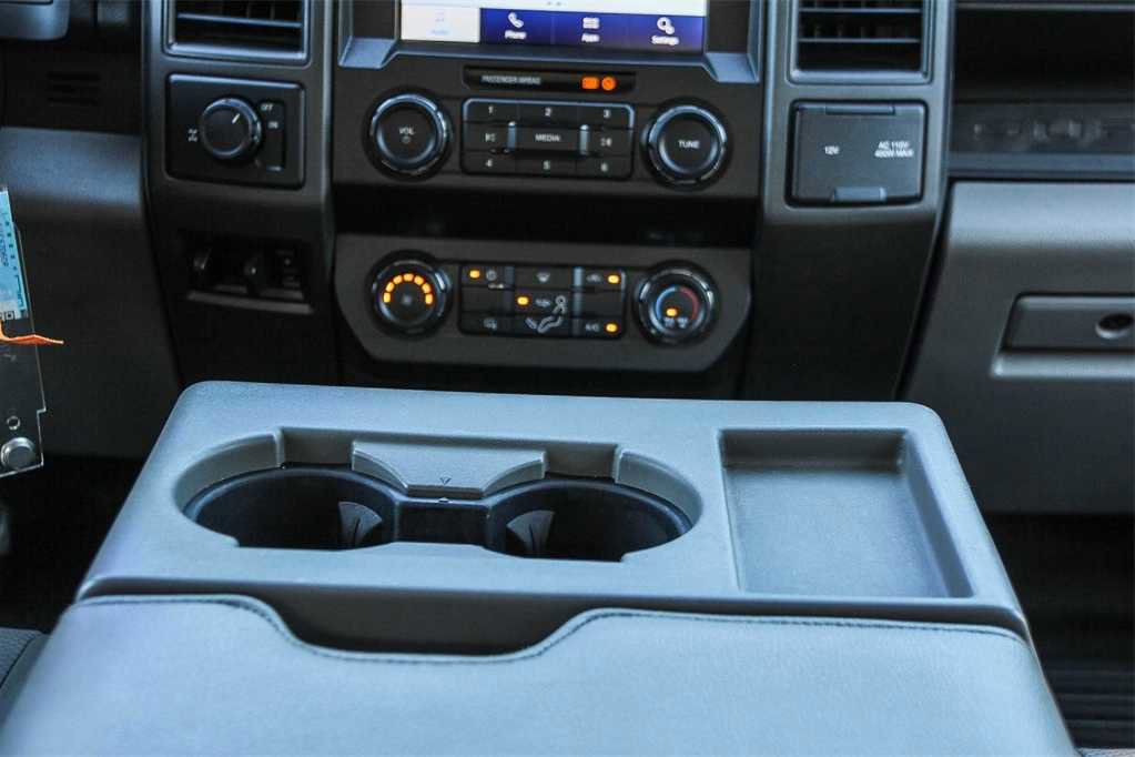 Used 2022 Ford F250 XL w/ Power Equipment Group image 13