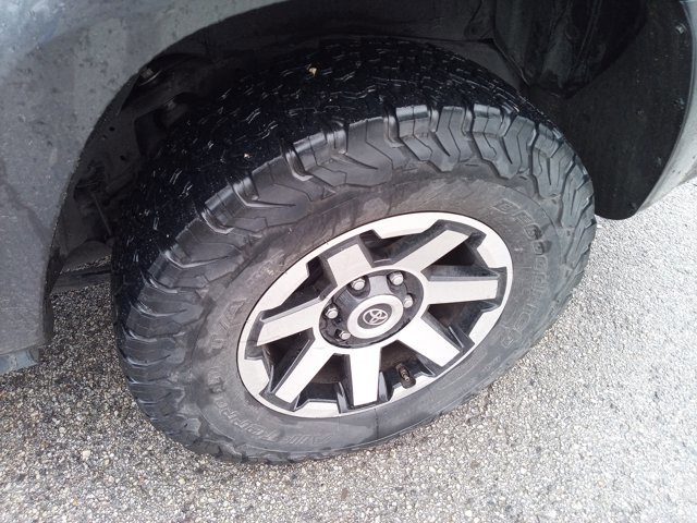 Used 2021 Toyota 4Runner TRD Off-Road Premium w/ Moonroof Package image 8