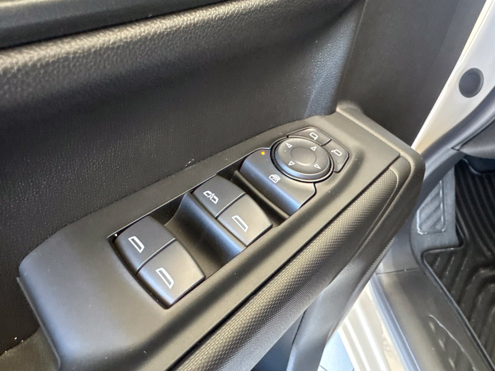 New 2026 Chevrolet Silverado 1500 Custom AWD/4WD image 14