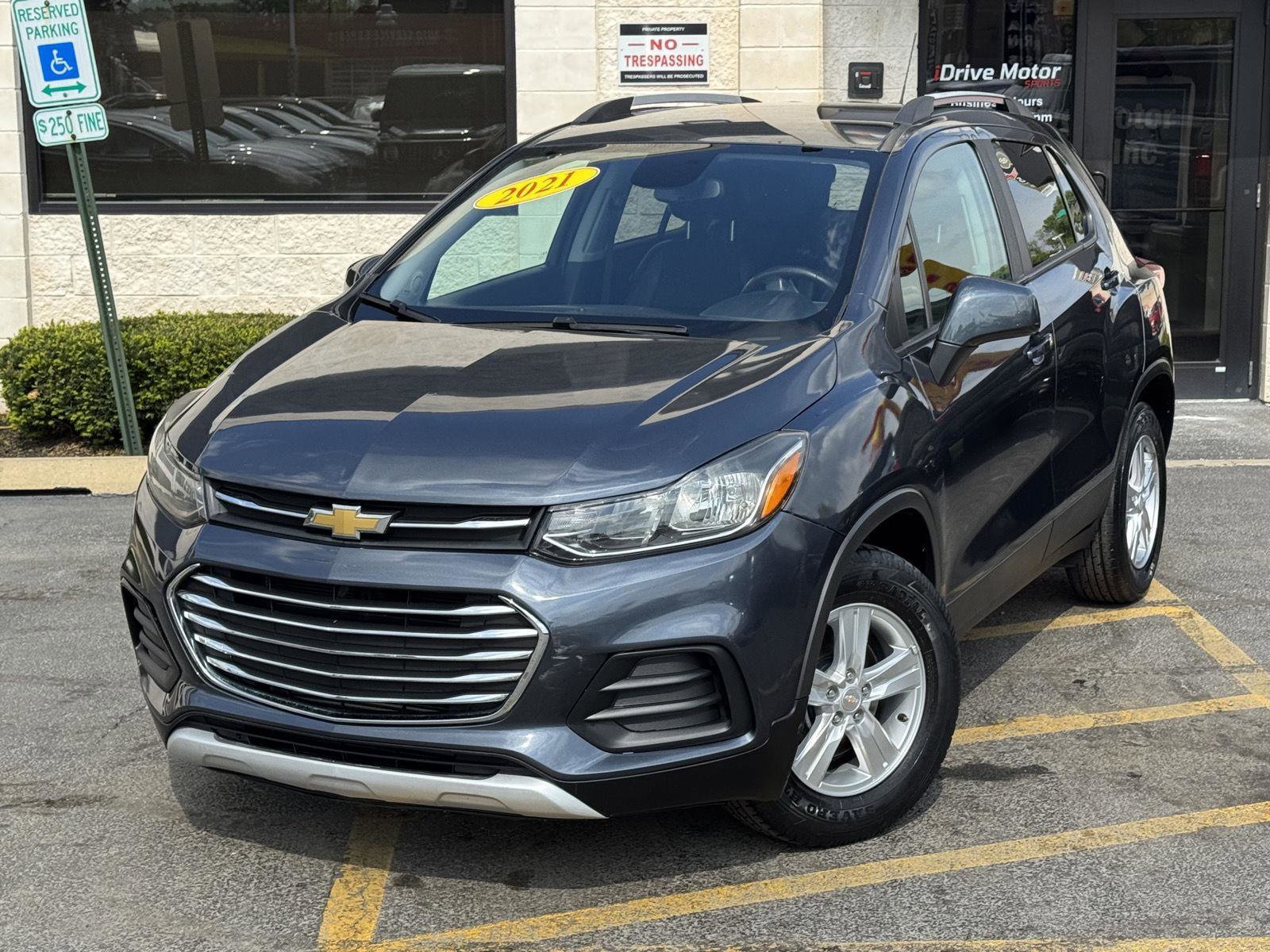 Used 2021 Chevrolet Trax LT w/ Driver Confidence Package FWD image 5