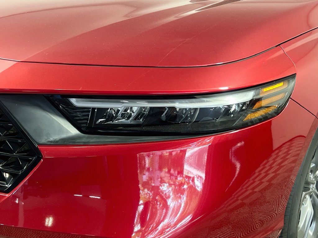 Used 2024 Honda Accord EX image 9