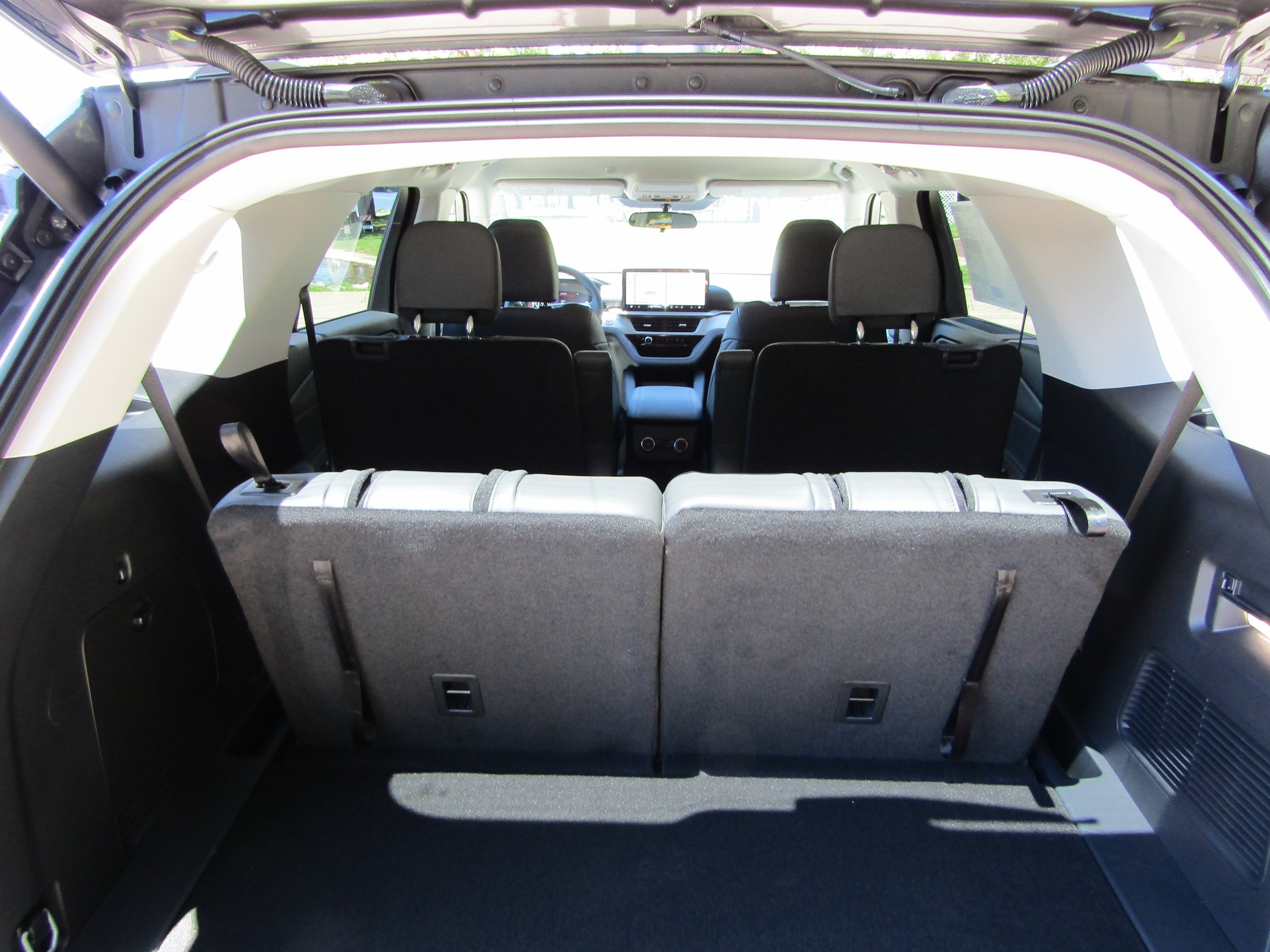 New 2026 Ford Explorer Active w/ Active Comfort Package AWD/4WD image 14