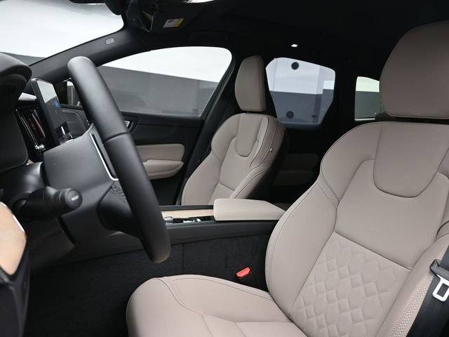 New 2026 Volvo XC60 B5 Plus w/ Protection Package Premier image 9