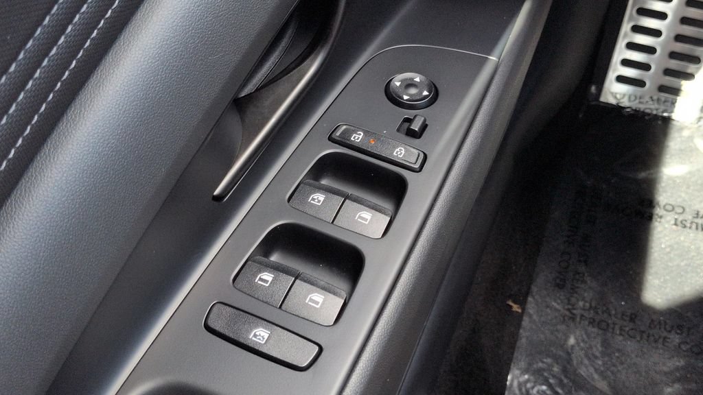 Certified 2026 Hyundai Elantra Sport FWD image 16