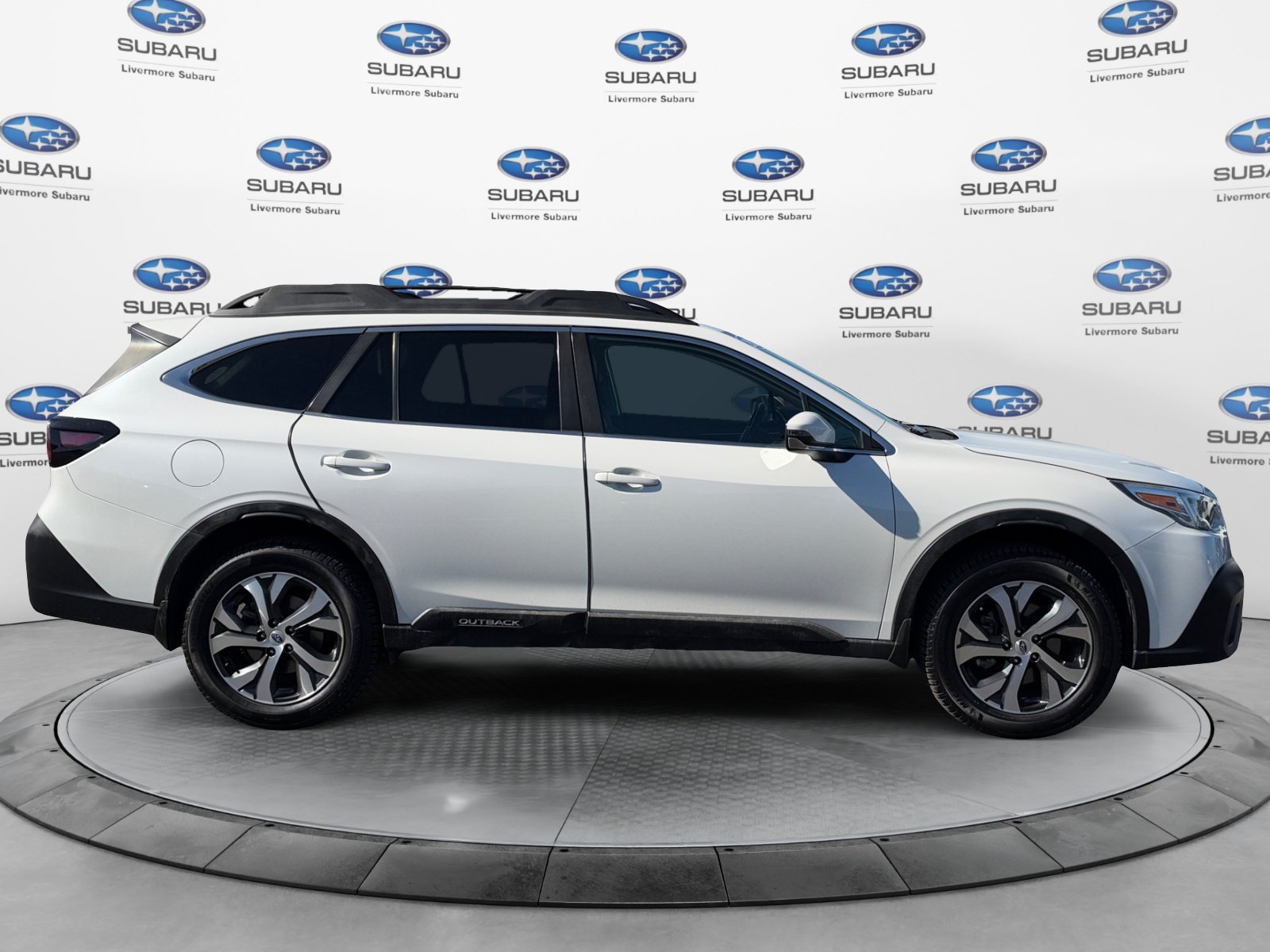 Used 2021 Subaru Outback Limited XT AWD/4WD image 7