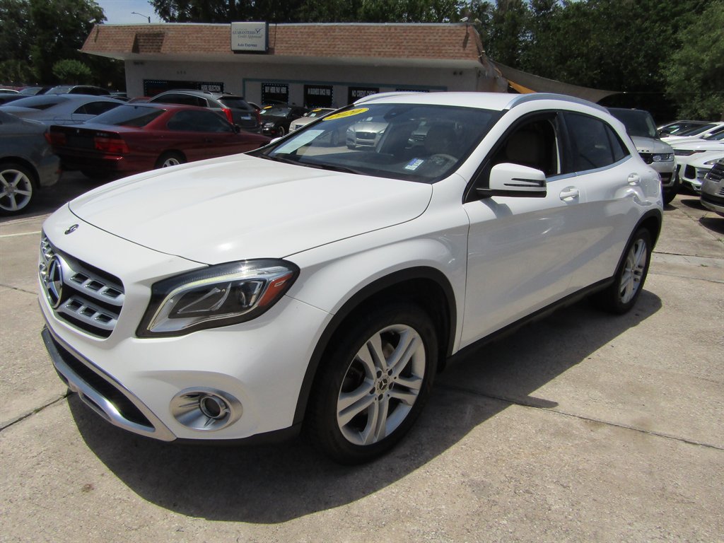Used 2020 Mercedes-Benz GLA 250 4MATIC image 1