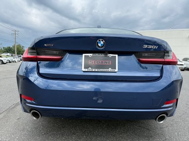 Certified 2024 BMW 330i xDrive Sedan w/ Premium Package AWD/4WD image 38