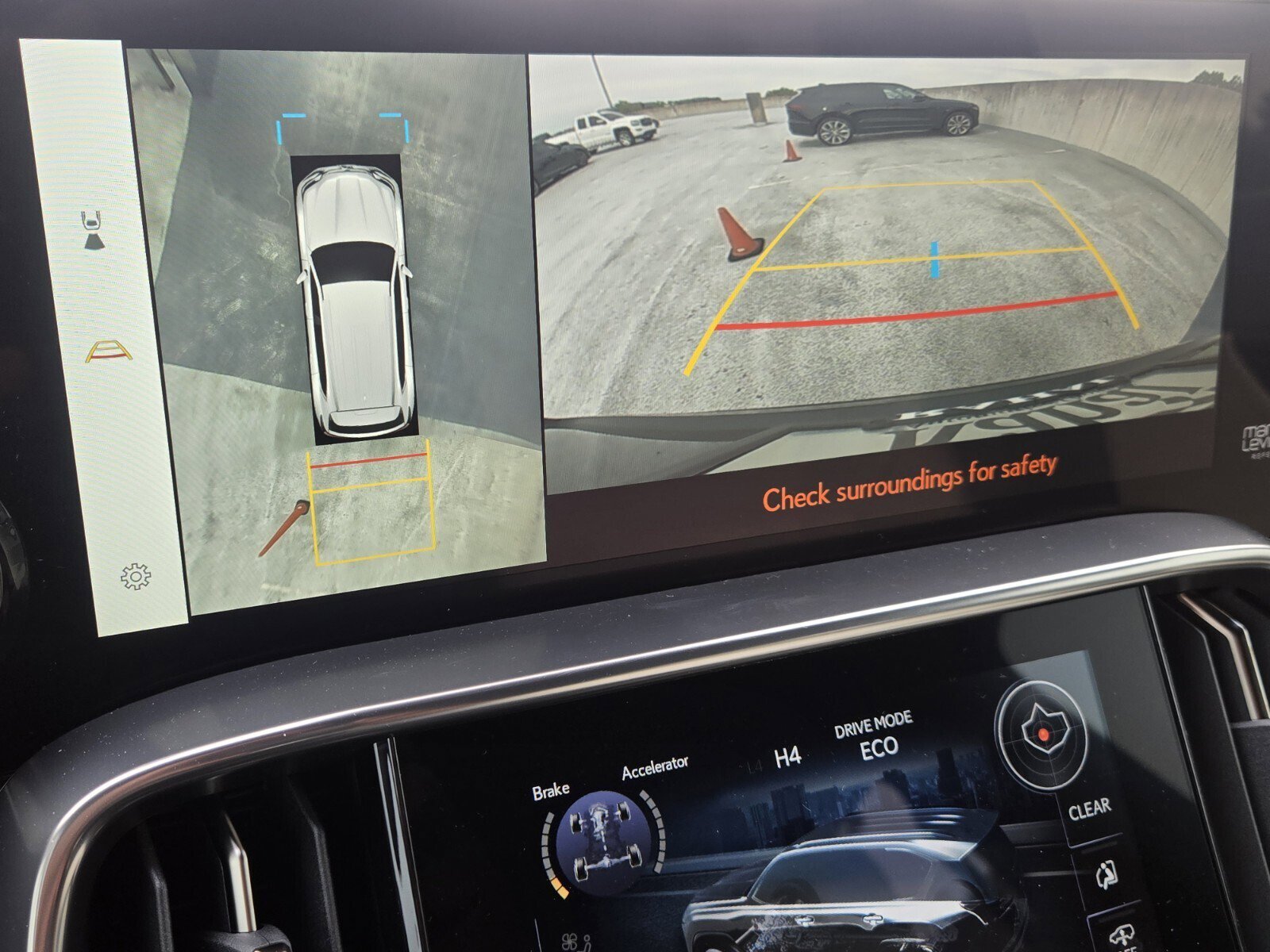 New 2026 Lexus LX 600 4WD w/ Luxury Package image 12