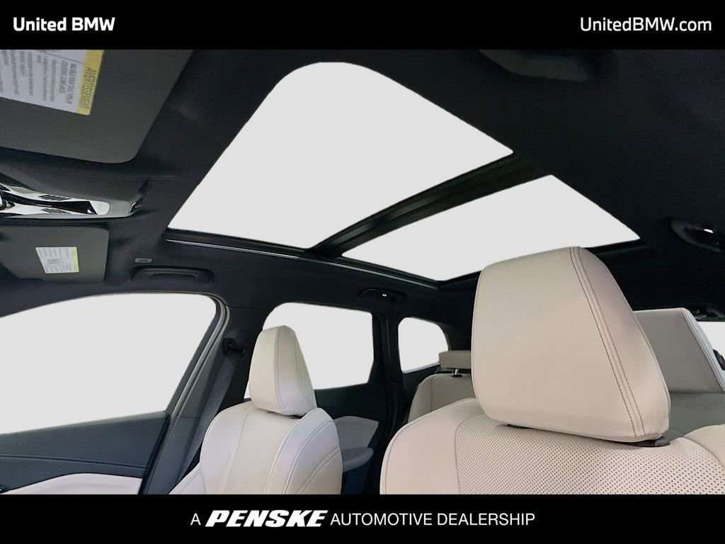 Used 2025 BMW X1 xDrive28i AWD/4WD image 11