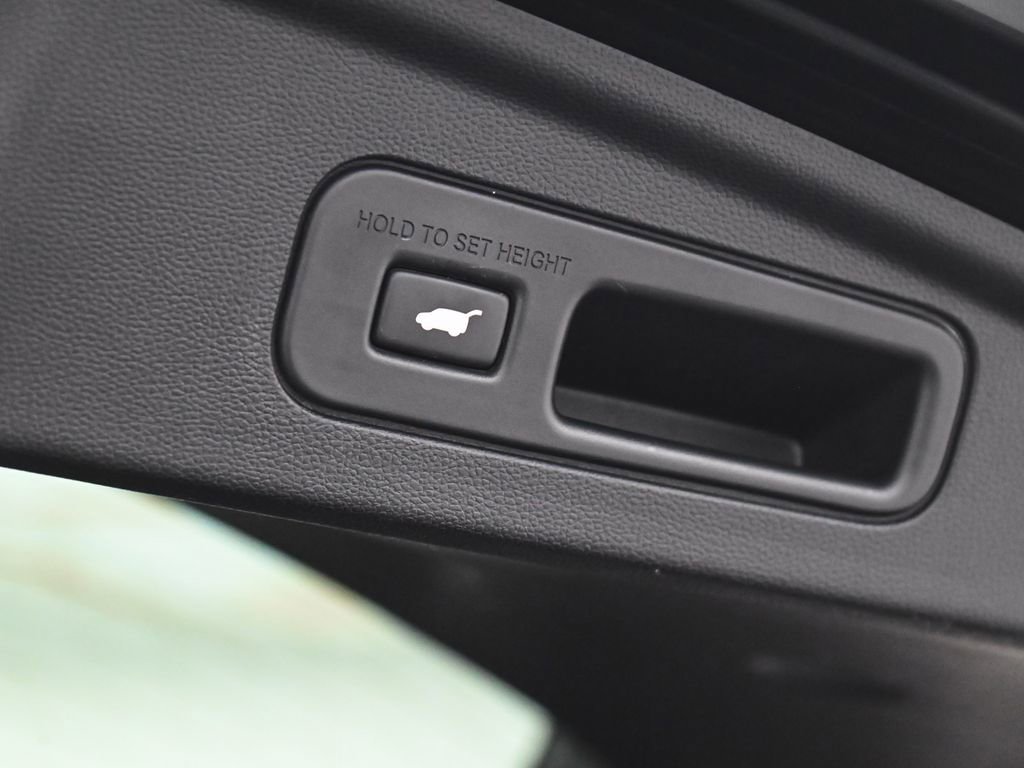 Used 2022 Acura MDX SH-AWD w/ Technology Package image 43