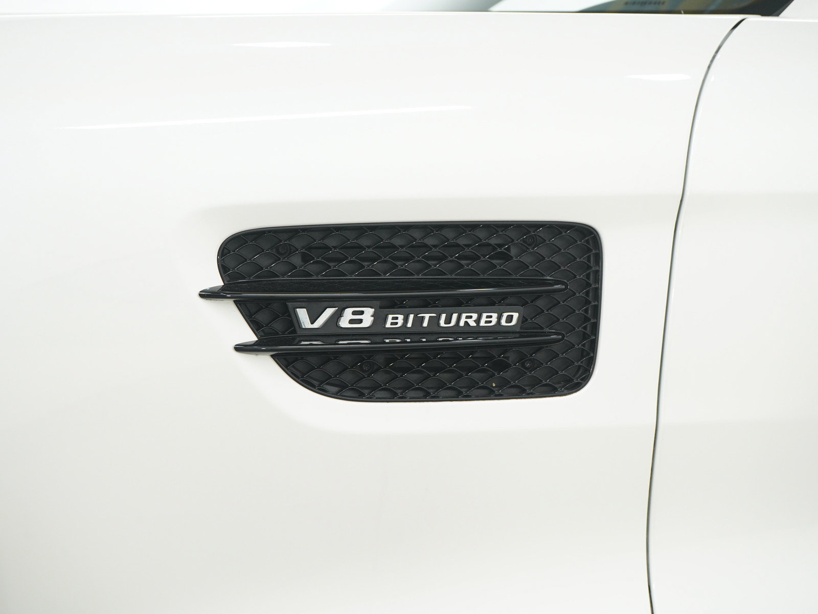Used 2019 Mercedes-Benz AMG GT Roadster image 32