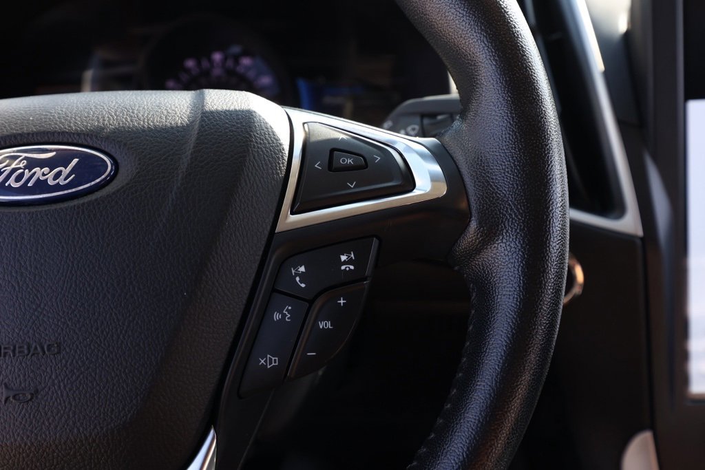 Used 2022 Ford Edge SEL image 27