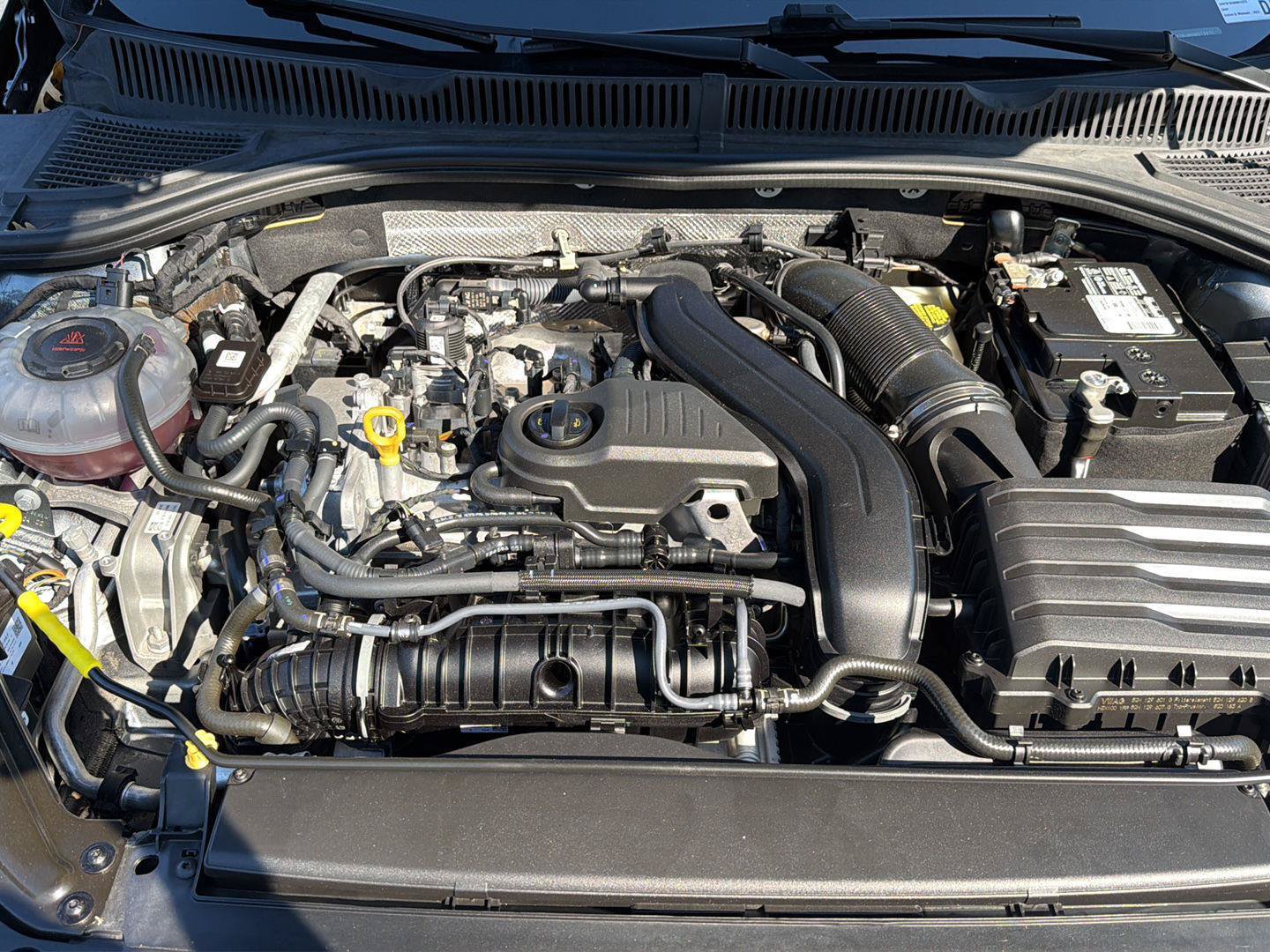 Used 2022 Volkswagen Jetta SE FWD image 34