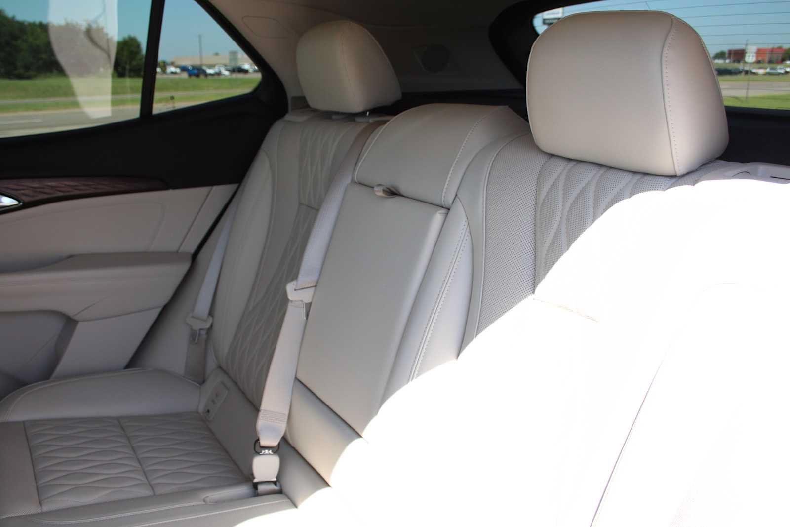 Used 2023 Buick Envision Avenir FWD image 23