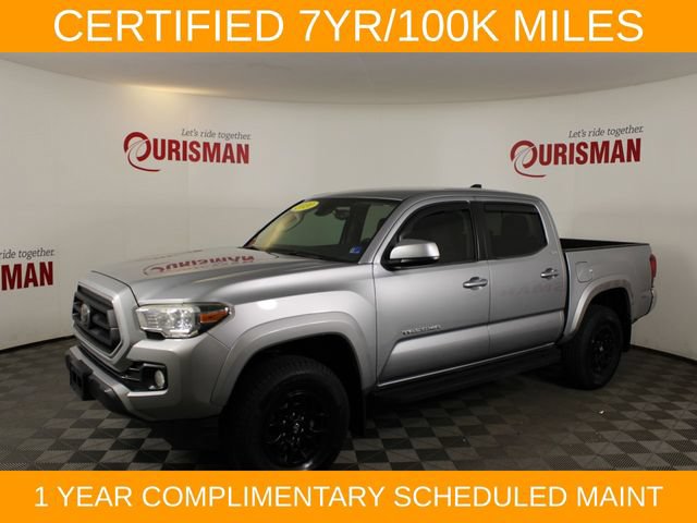 Used 2020 Toyota Tacoma SR5 AWD/4WD image 3