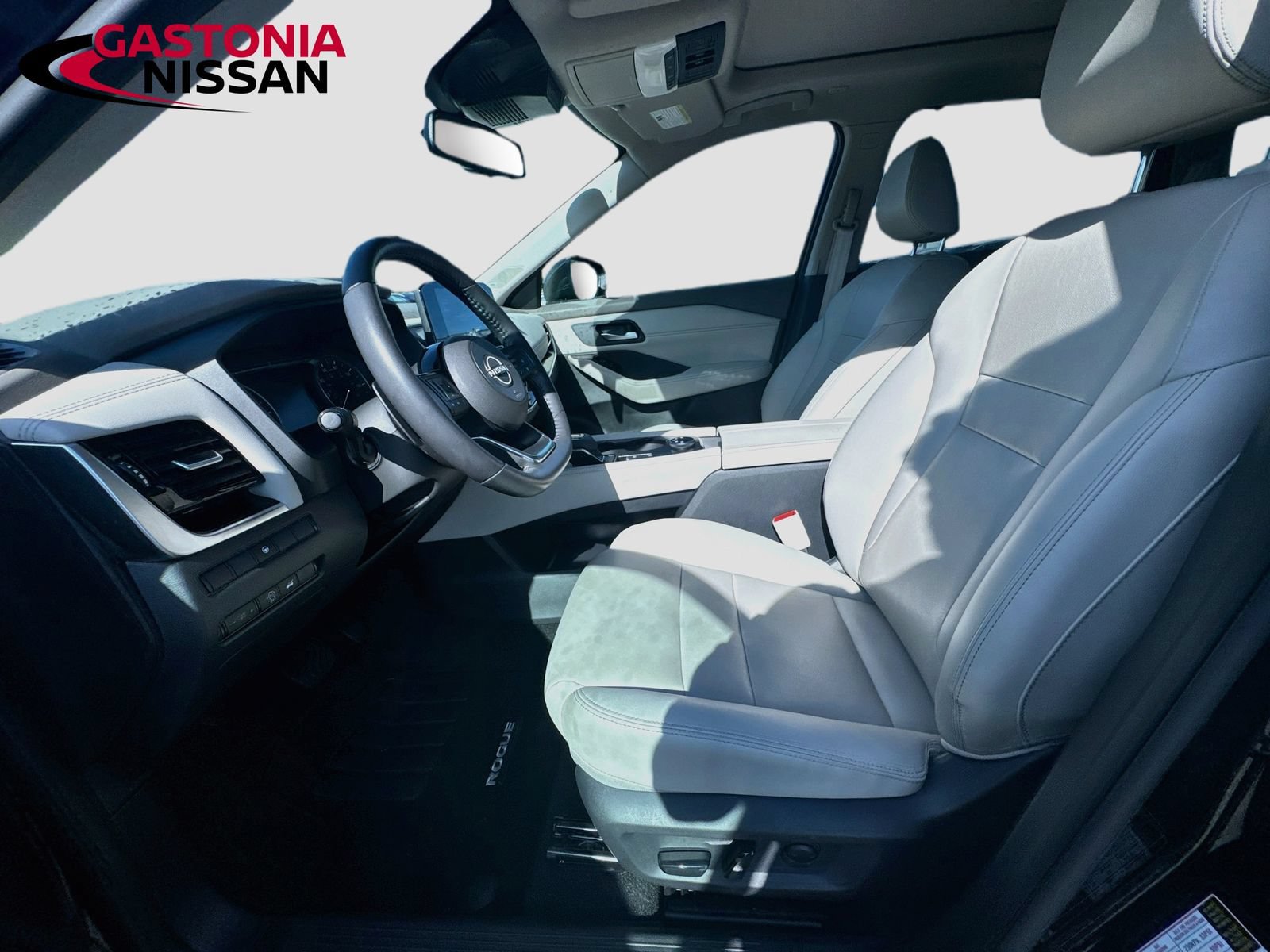 Used 2023 Nissan Rogue SL w/ SL Premium Package AWD/4WD image 29