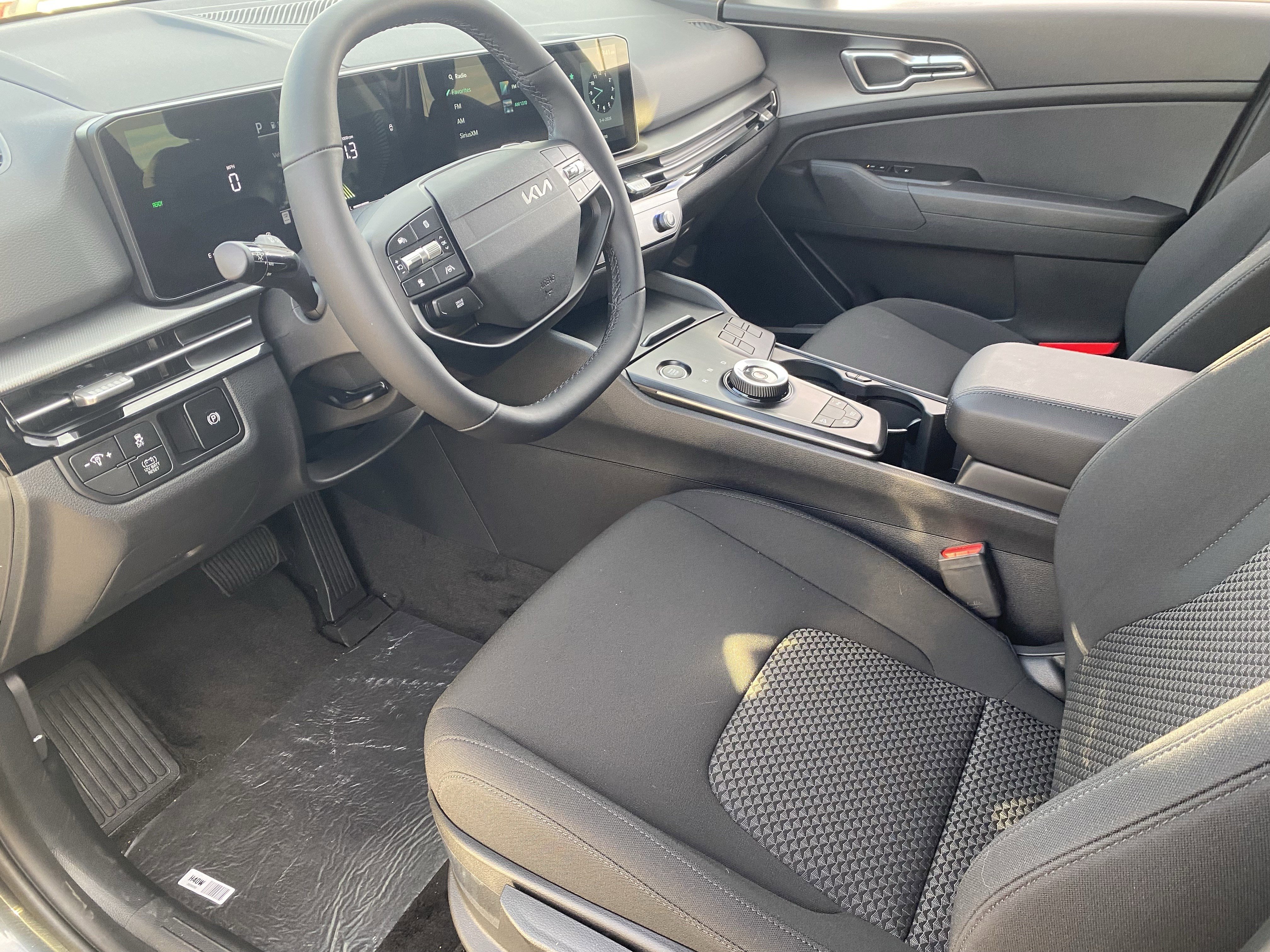 New 2026 Kia Sportage LX image 16