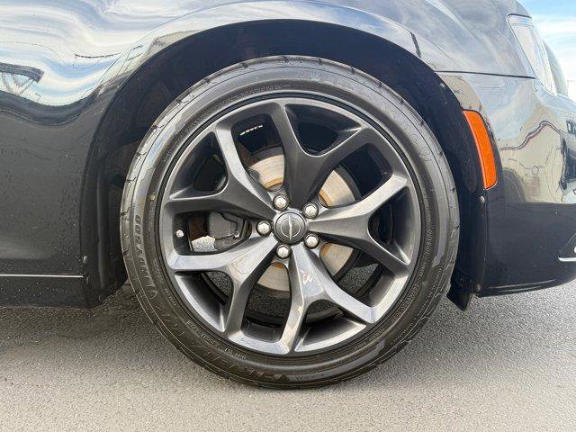 Used 2022 Chrysler 300 S image 10