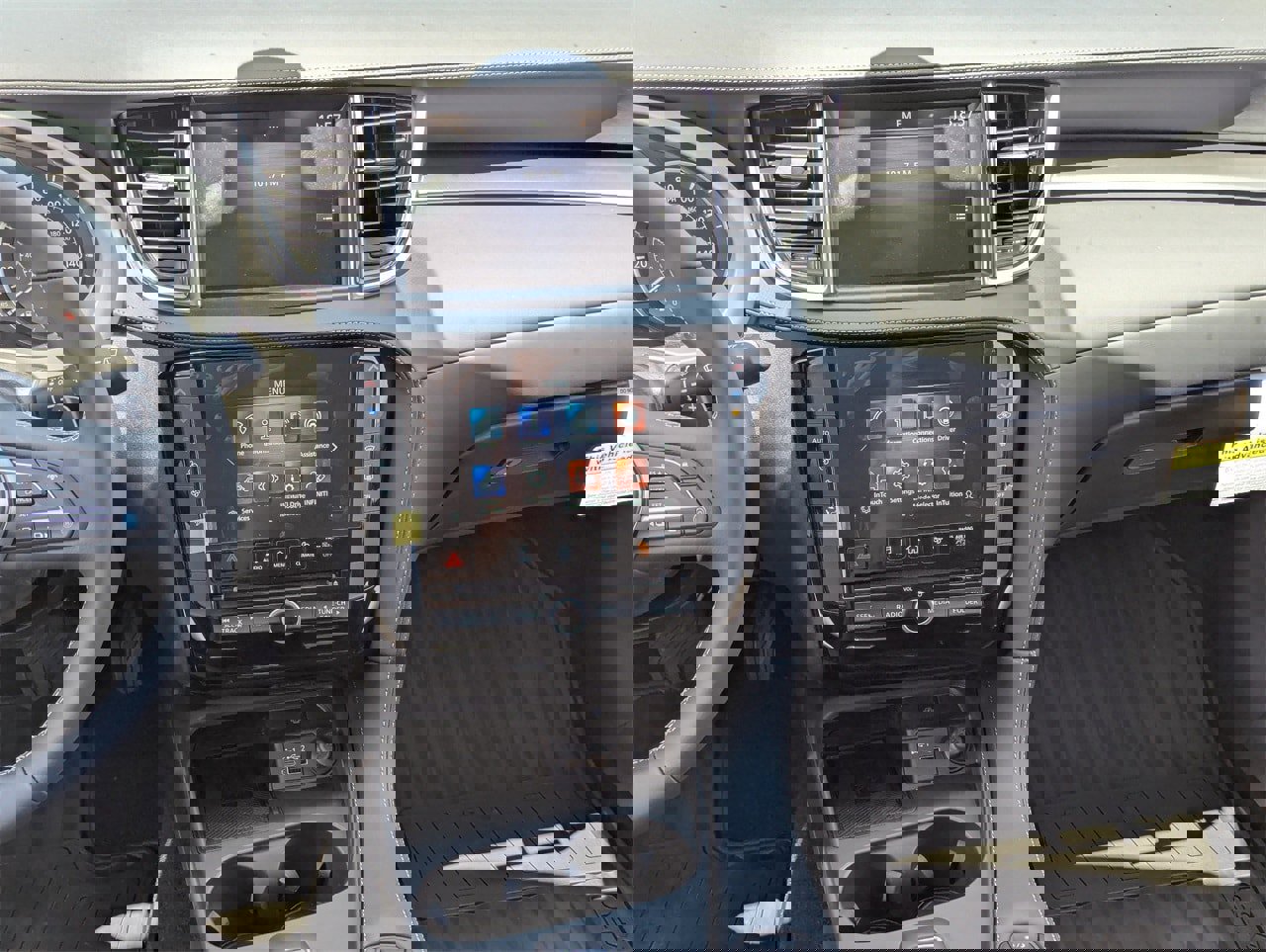 New 2025 INFINITI QX50 Pure image 24