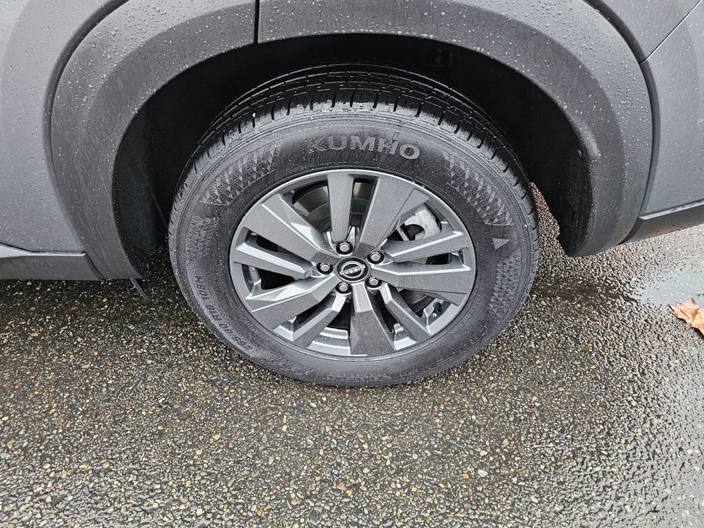 Certified 2024 Nissan Pathfinder S image 9