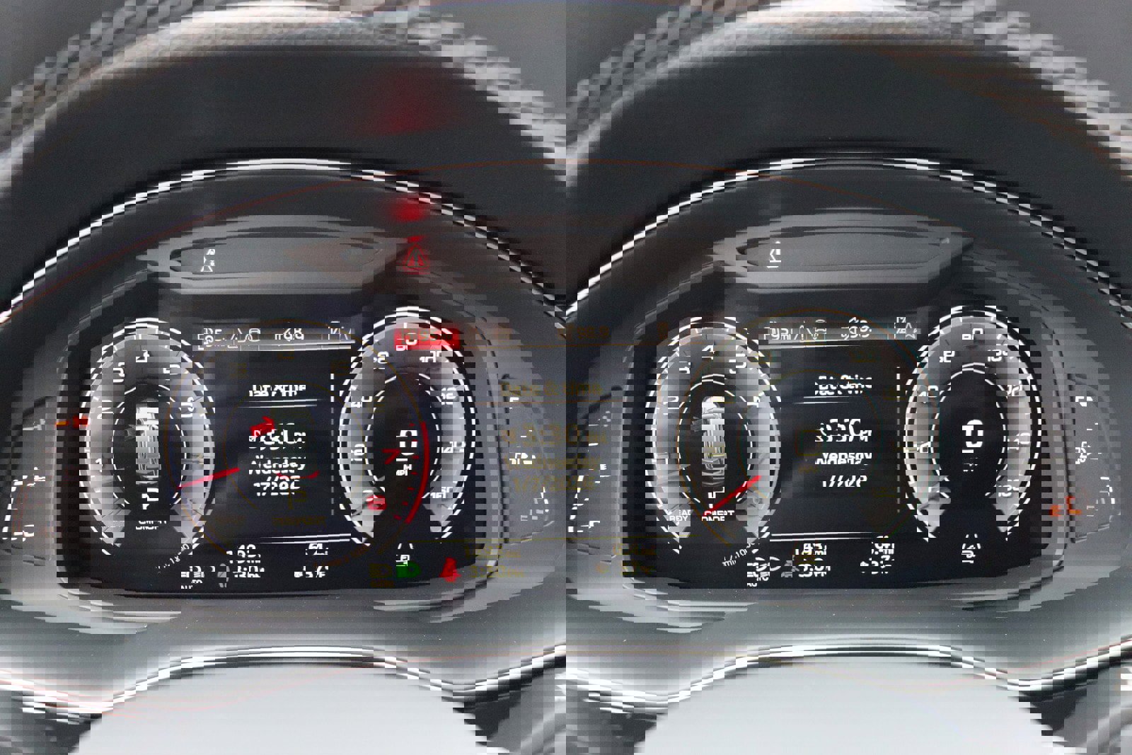 Used 2025 Audi Q8 Prestige w/ Prestige Package image 30