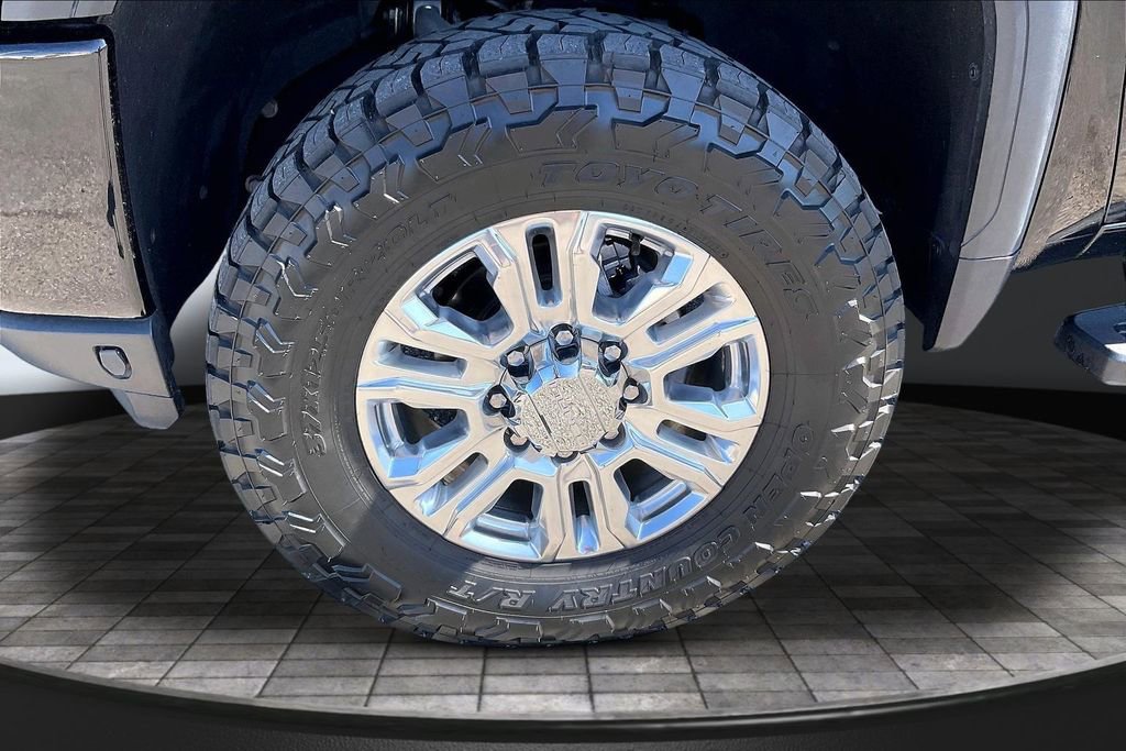 Used 2020 GMC Sierra 2500 Denali w/ Denali Ultimate Package image 9