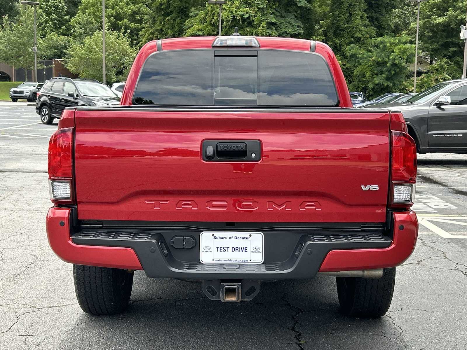 Used 2019 Toyota Tacoma TRD Off-Road AWD/4WD image 3
