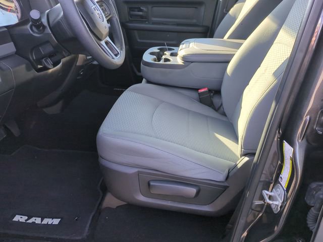 Used 2018 RAM 2500 Tradesman w/ Chrome Appearance Group image 14