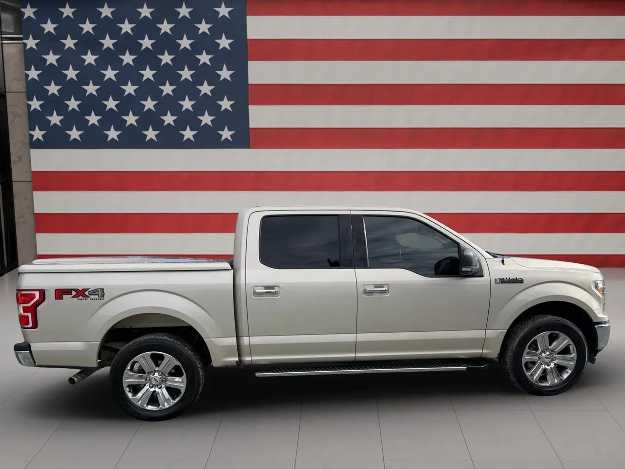 Used 2018 Ford F150 XLT w/ Equipment Group 302A Luxury AWD/4WD image 6