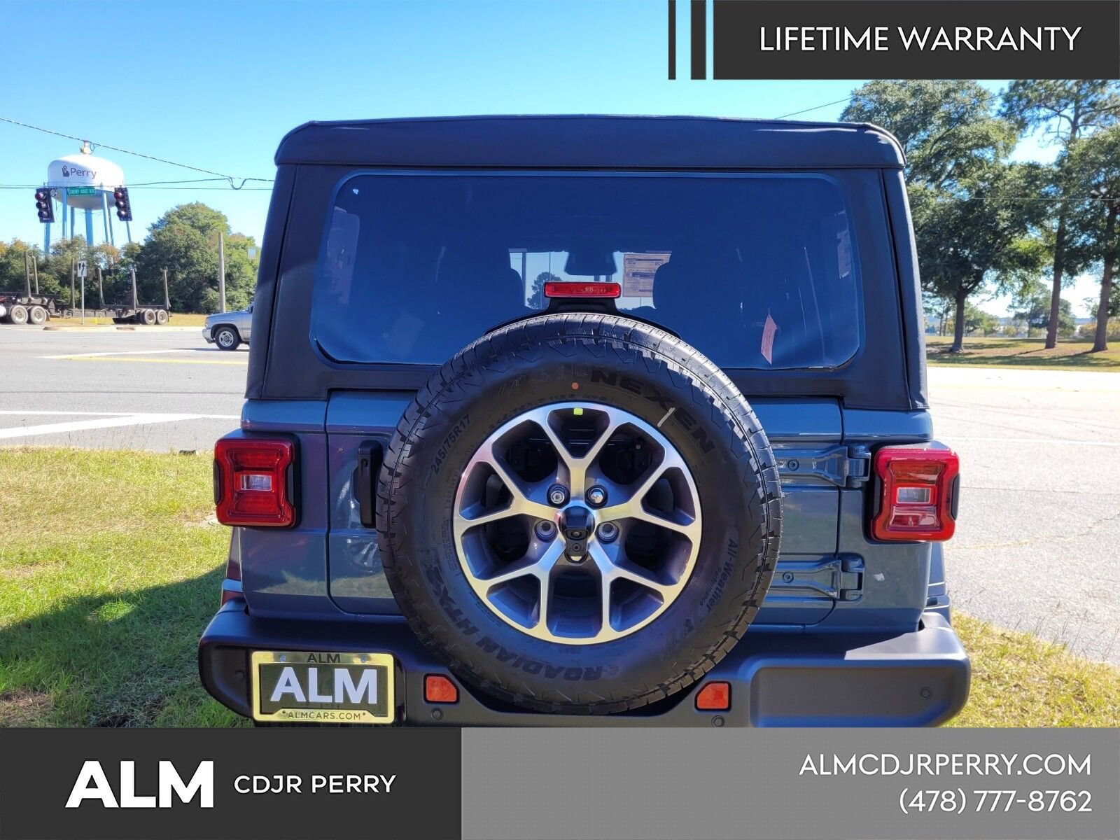 New 2026 Jeep Wrangler Unlimited Sport AWD/4WD image 12