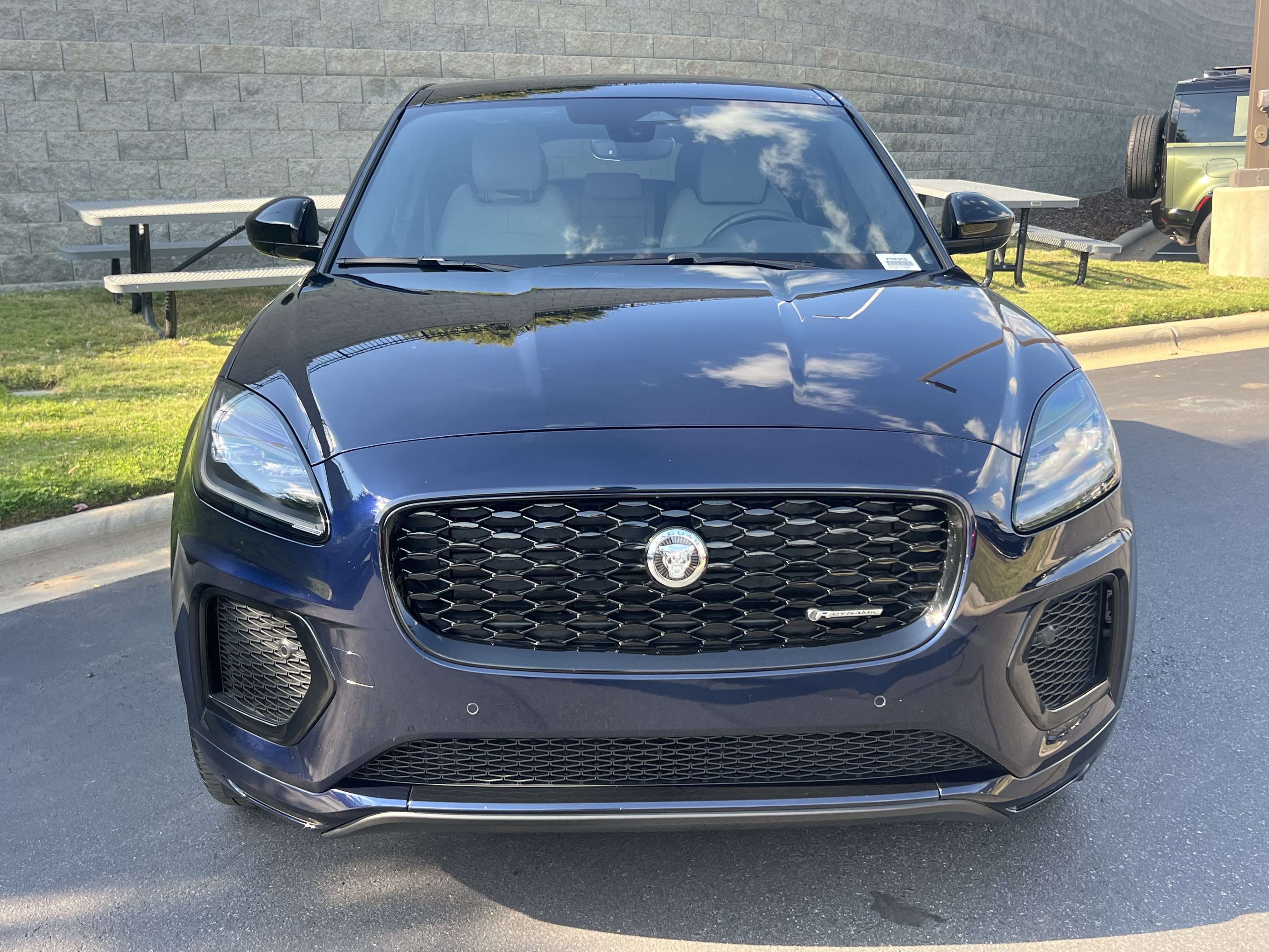 Certified 2024 Jaguar E-PACE R-Dynamic SE AWD/4WD image 10