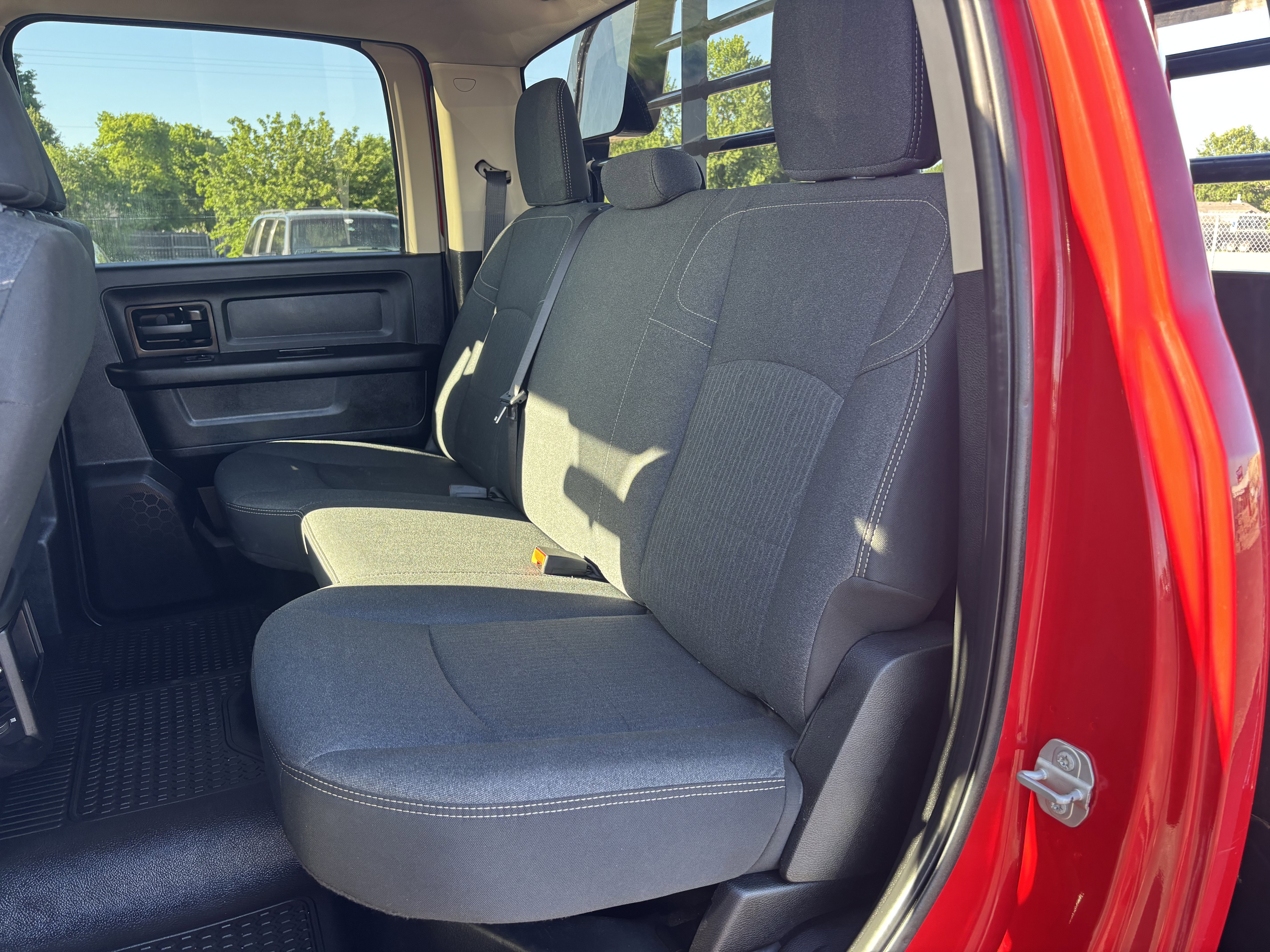 Used 2020 RAM 5500 Tradesman w/ Chrome Appearance Group AWD/4WD image 20