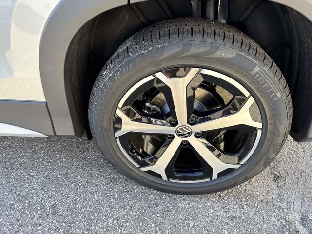 New 2026 Volkswagen Tiguan SE image 6