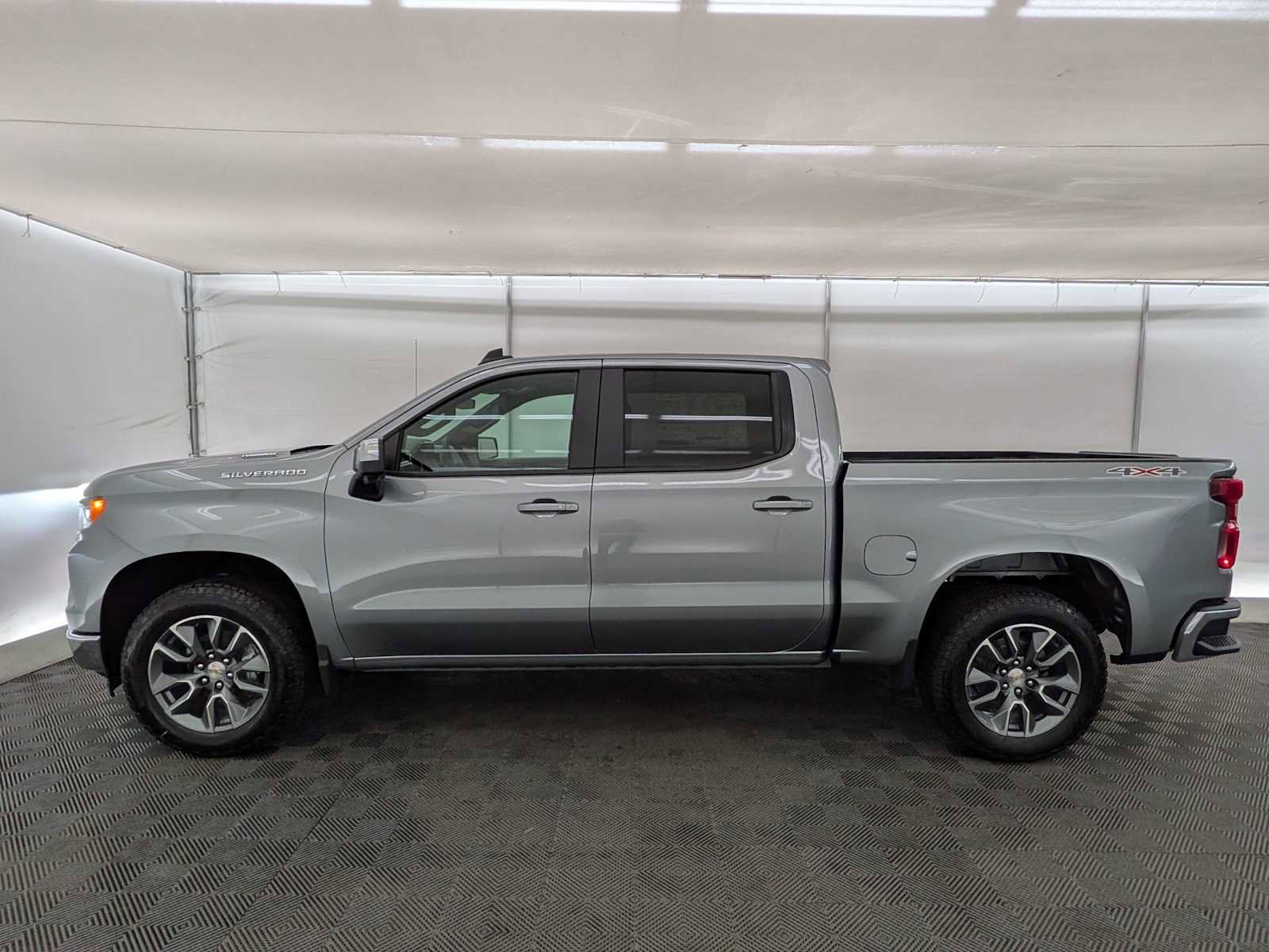 New 2026 Chevrolet Silverado 1500 LT image 3