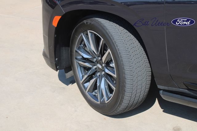 Used 2024 Cadillac Escalade Sport w/ Touring Package AWD/4WD image 9