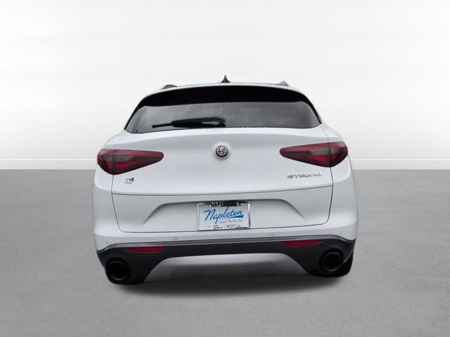 Used 2022 Alfa Romeo Stelvio Ti image 6