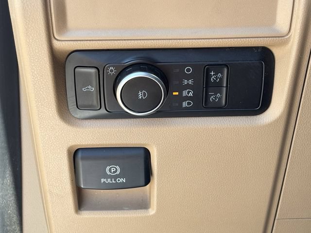 Used 2023 Ford F150 XLT AWD/4WD image 32