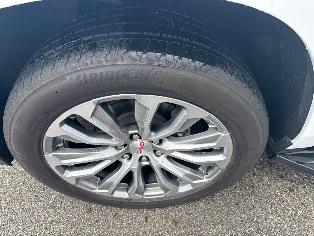 Used 2021 GMC Yukon Denali AWD/4WD image 9