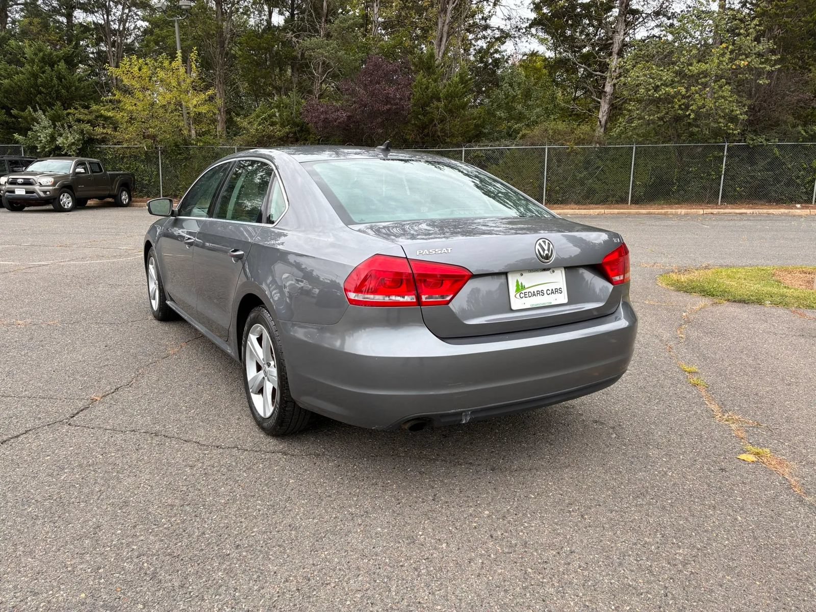 Used 2015 Volkswagen Passat 1.8T Limited Edition FWD image 5