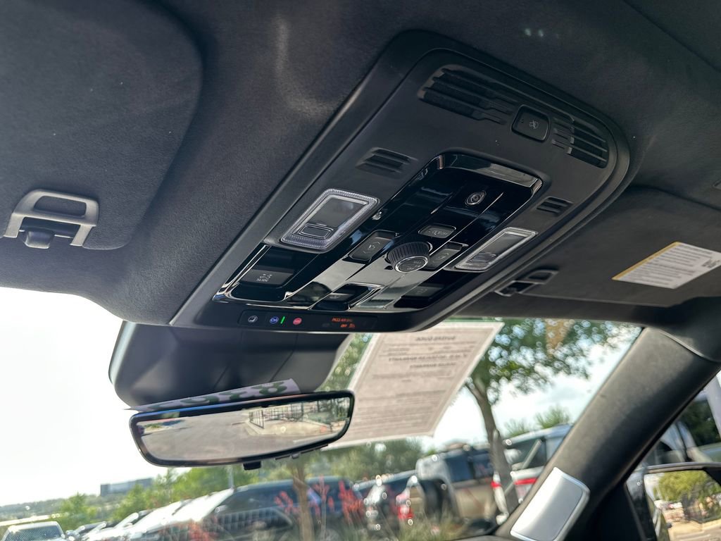 Used 2026 Cadillac Escalade Platinum Sport w/ LPO, Floor Liner Package image 29