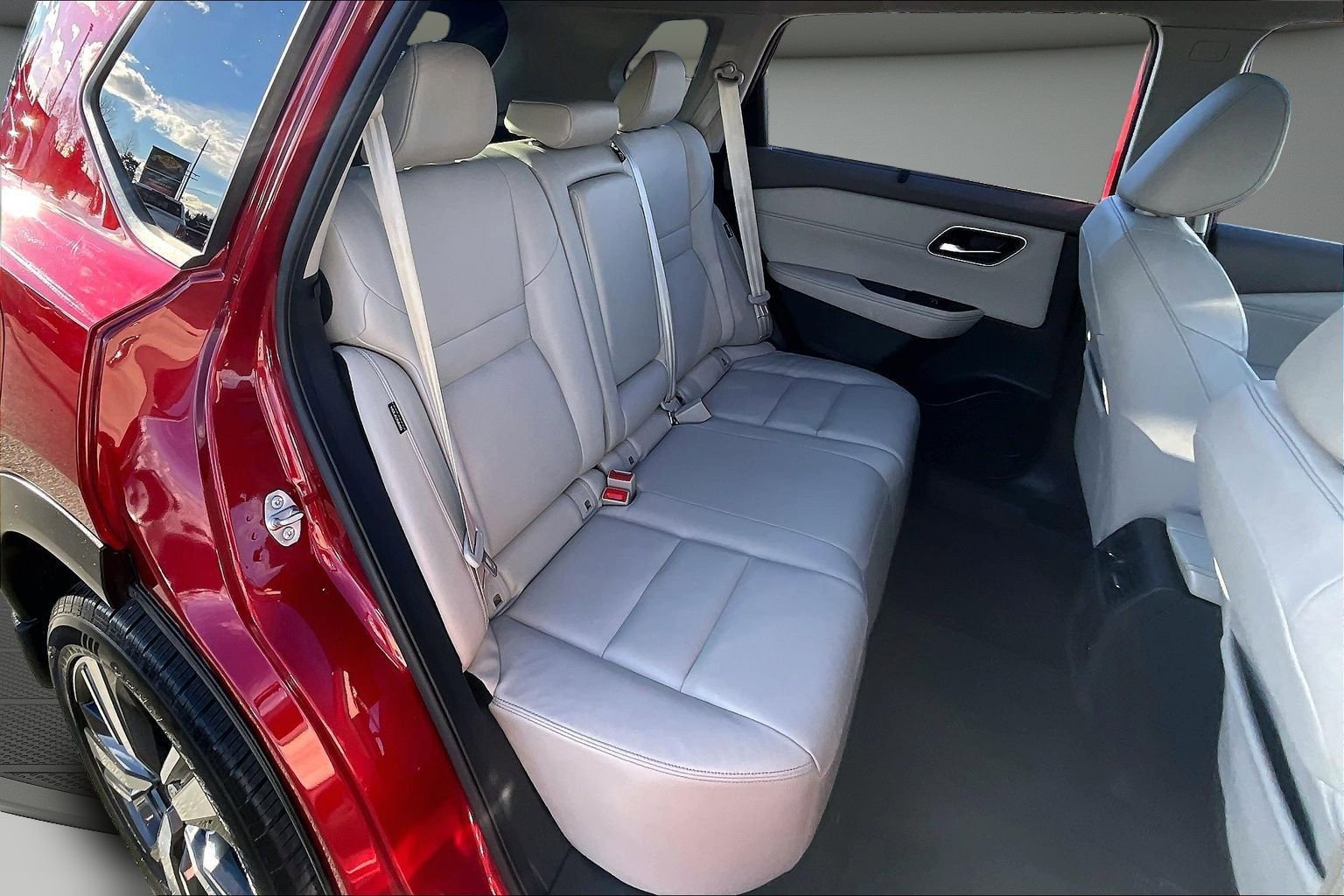 Used 2021 Nissan Rogue SL w/ Premium Package image 24