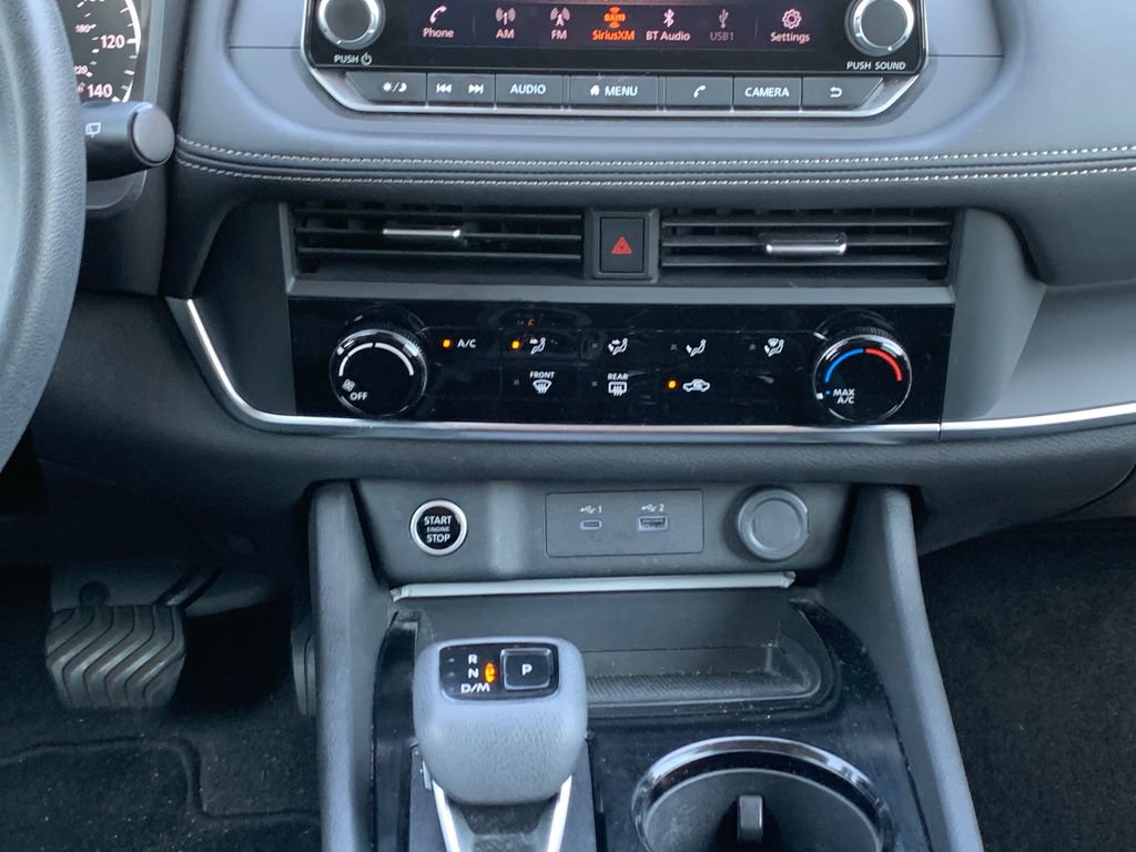 Used 2023 Nissan Rogue SV w/ SV Premium B Package FWD image 17