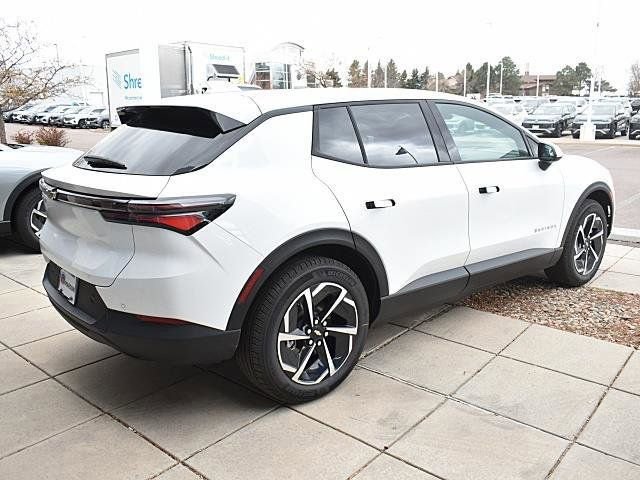 New 2026 Chevrolet Equinox EV LT FWD image 6