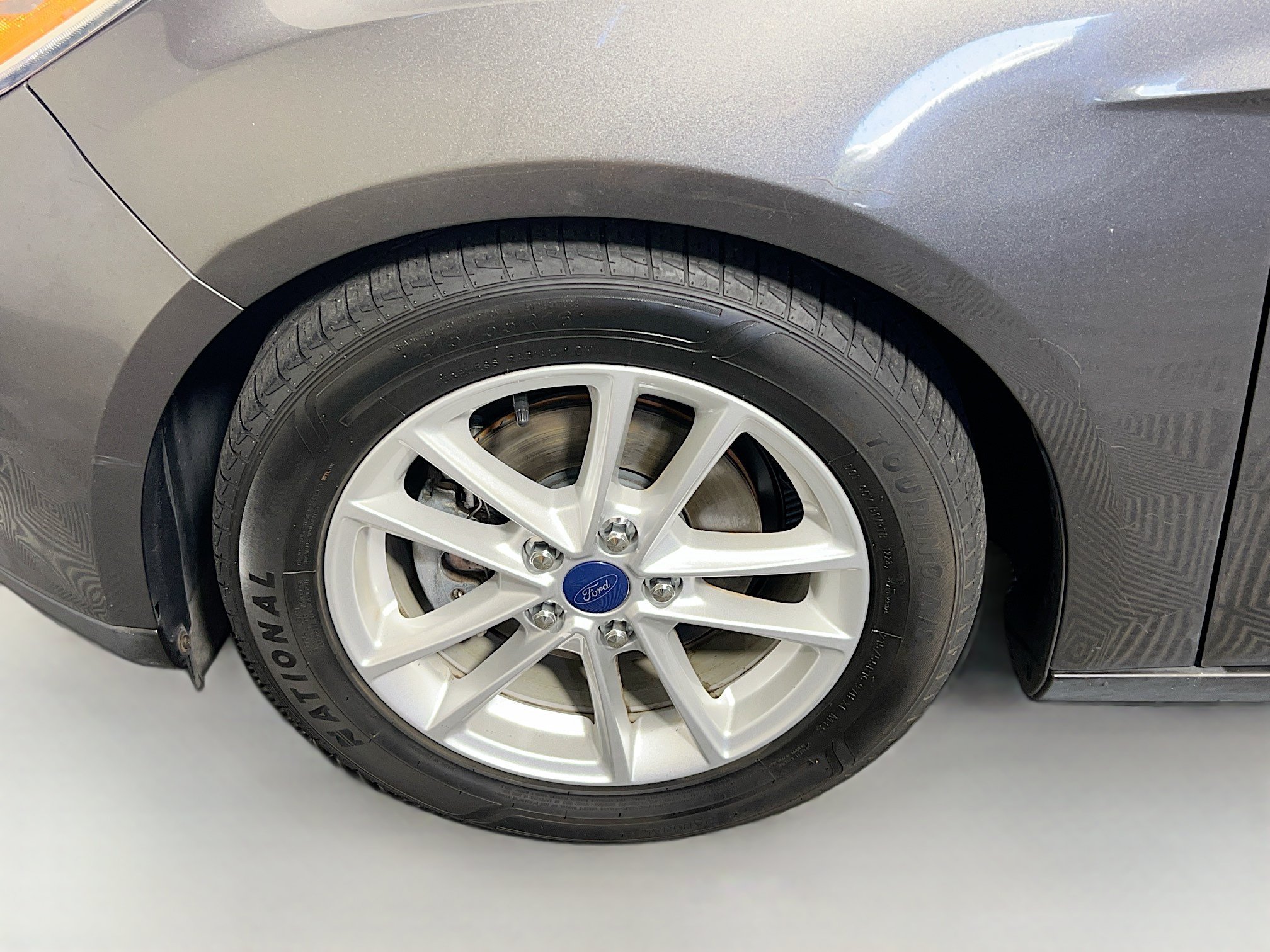 Used 2015 Ford Focus SE FWD image 13