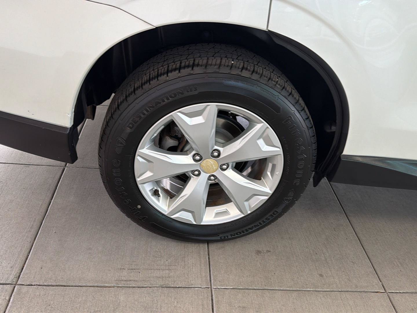 Used 2015 Subaru Forester 2.5i Limited w/ Popular Package #2 AWD/4WD image 11